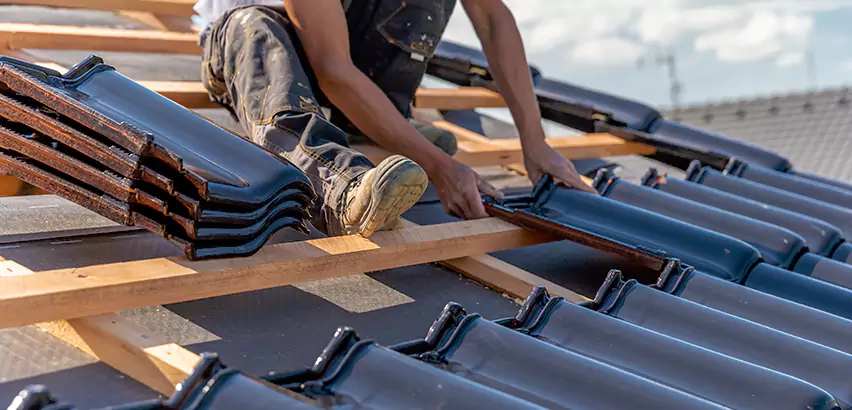 Professional Storm Damage Roof Repair Services in Bloomington, IL