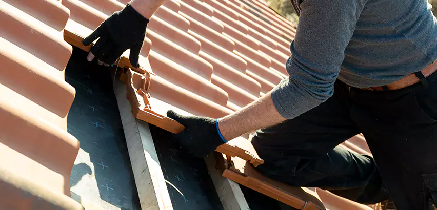 Professional Tile Roof Restoration Services in Bloomington, IL