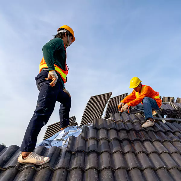 Why Bloomington, IL Property Owners Trust Bloomington Roofing Pro for Emergency Roof Repair?