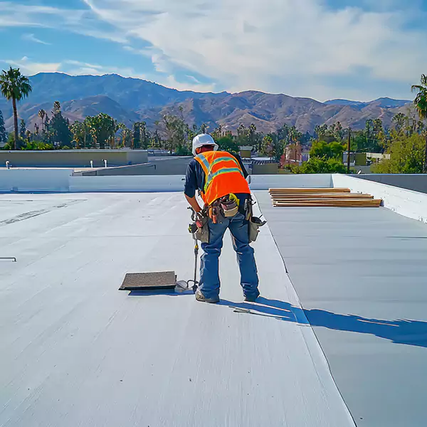 Why Bloomington Property Owners Trust Bloomington Roofing Pro for Flat Roofing?