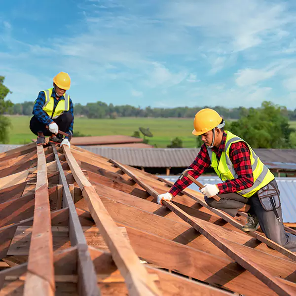Why Bloomington, IL Property Owners Trust Bloomington Roofing Pro for Garage Roof Replacement?