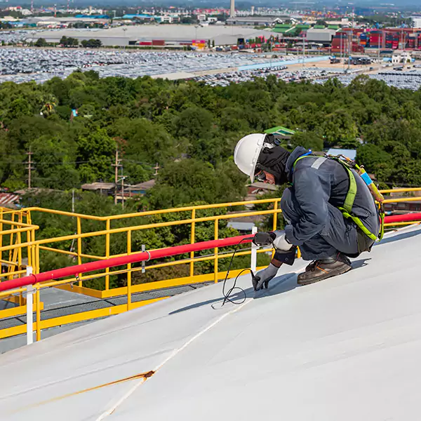 Why Bloomington Roofing Pro Is Bloomington's Trusted TPO Roofing Team?